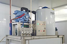 山東日照，日產(chǎn)5噸片冰機(jī)，用于海鮮水產(chǎn)加工